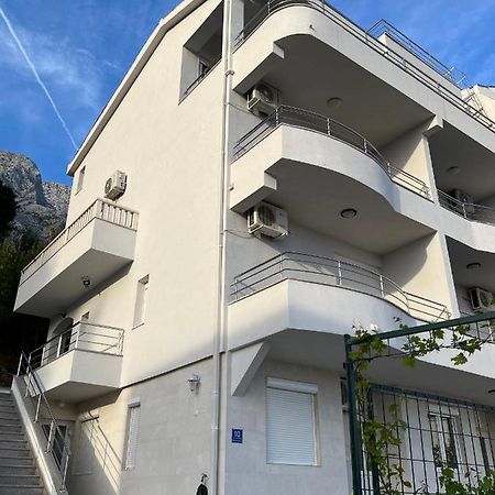 Apartments Coric Baška Voda Eksteriør billede