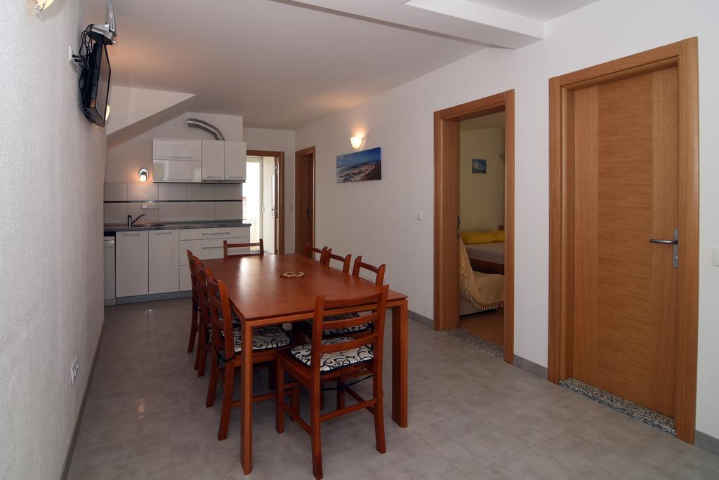 Apartments Coric Baška Voda Eksteriør billede