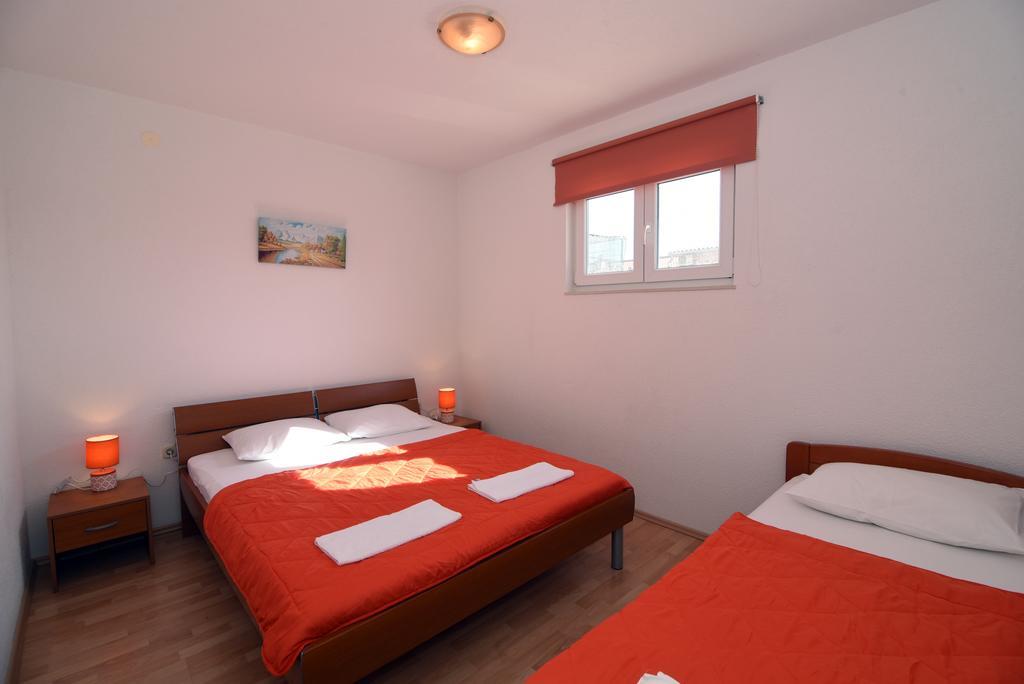 Apartments Coric Baška Voda Eksteriør billede