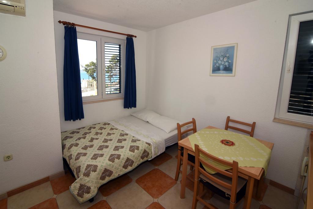 Apartments Coric Baška Voda Eksteriør billede
