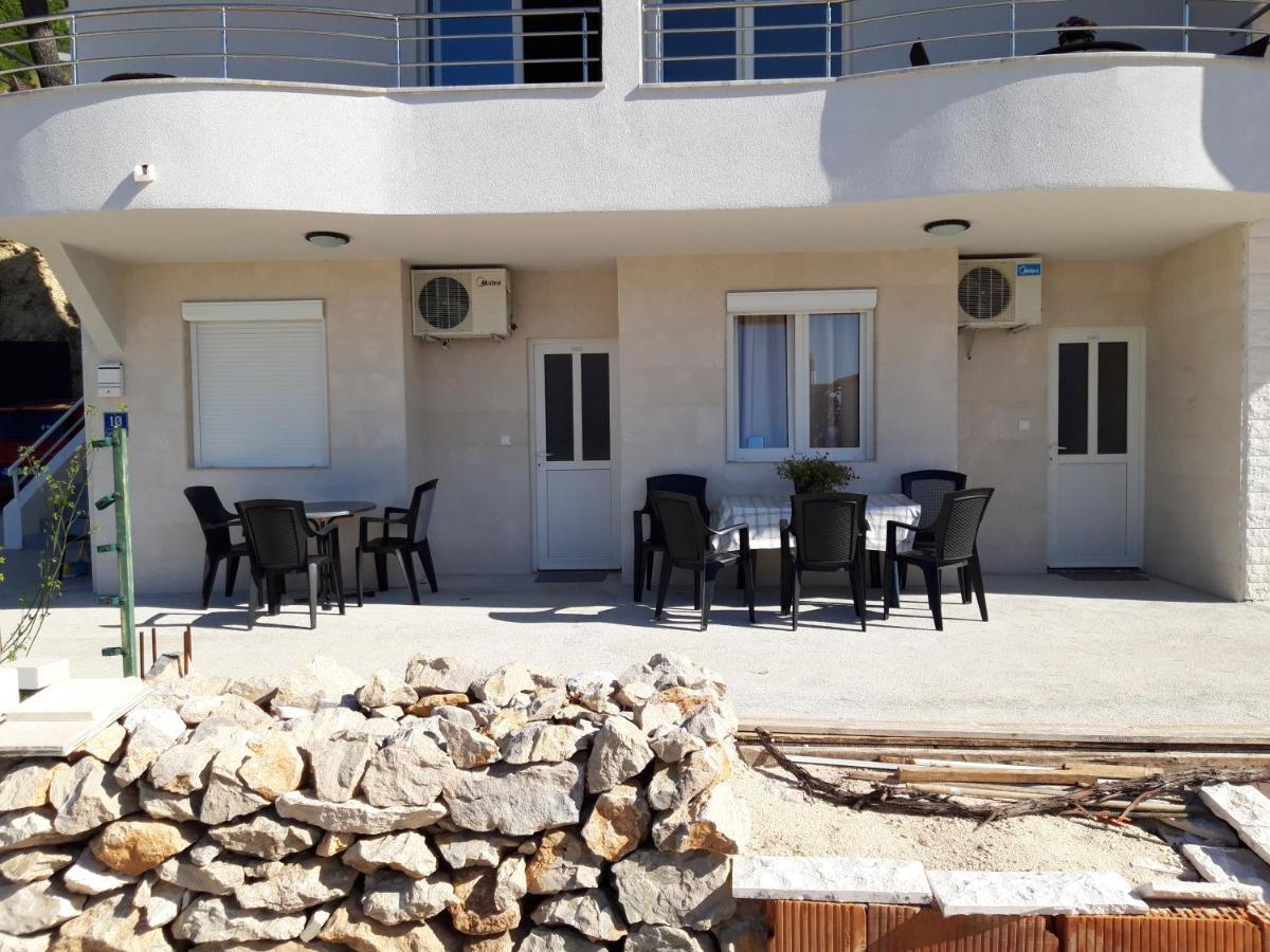 Apartments Coric Baška Voda Eksteriør billede